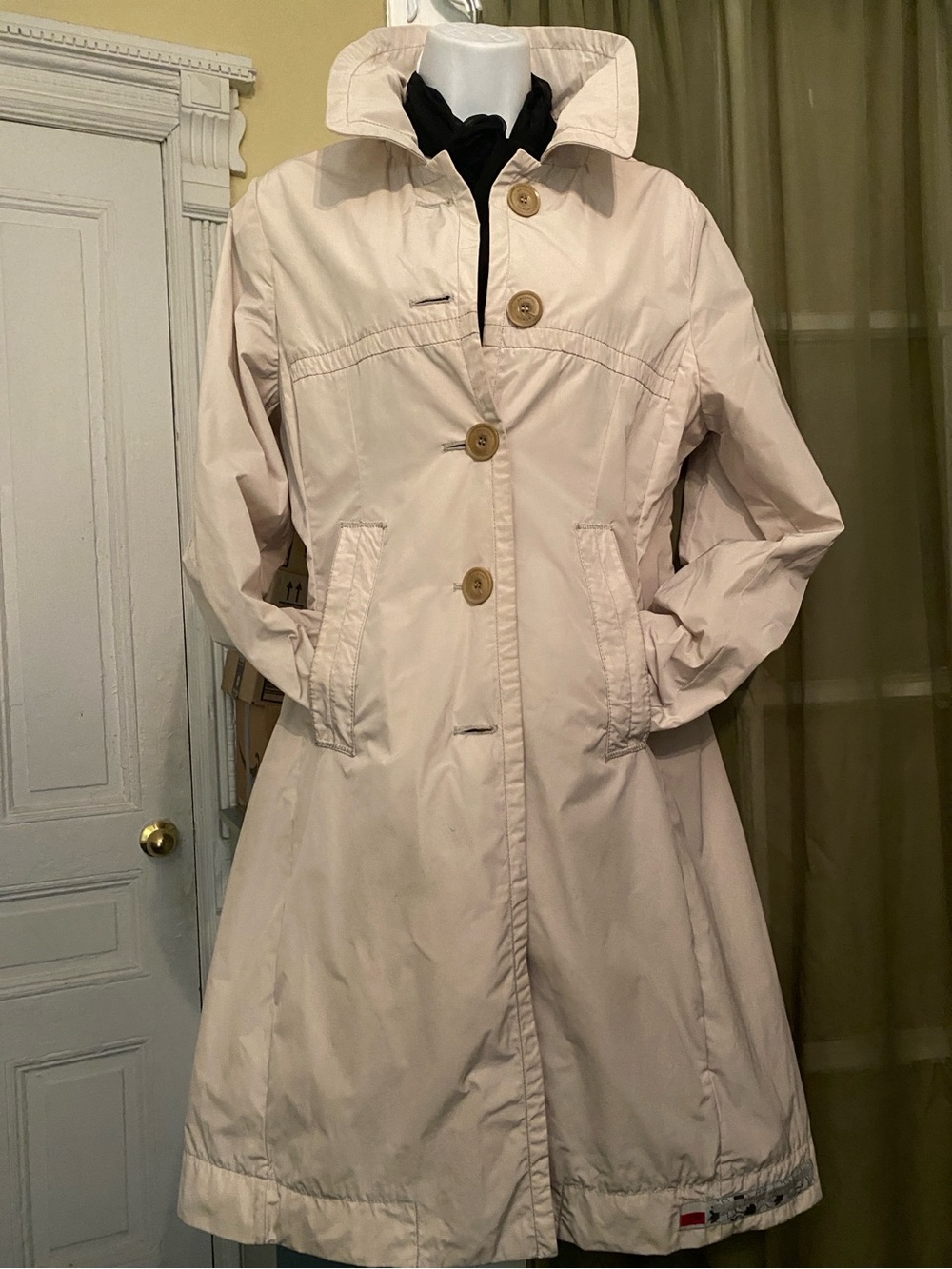 Stylish Spring Trench Coat - Picture 2 of 6